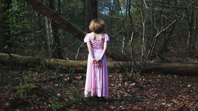 Forteresses (La fille poilue)