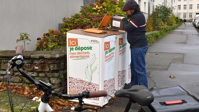 2000 à 2500 points de collecte  des déchets alimentaires seront installés entre octobre 2023 et avril 2024. © Rodolphe Delaroque
