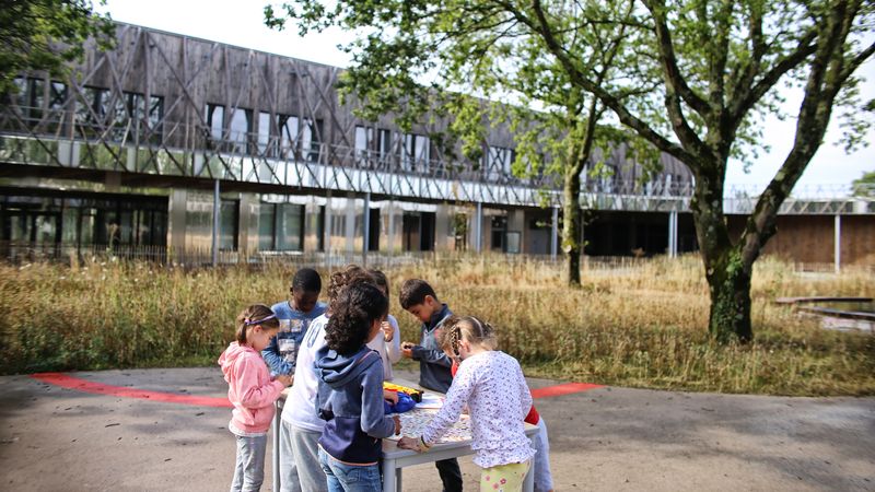 L'école Claire Brétécher est l'un des six groupes scolaires construtis durant le mandat © Romain Boulanger.