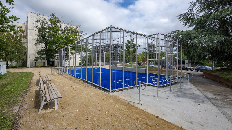Le nouveau city stade de l’esplanade René-Cassin à Nantes Nord © Julien Gazeau.