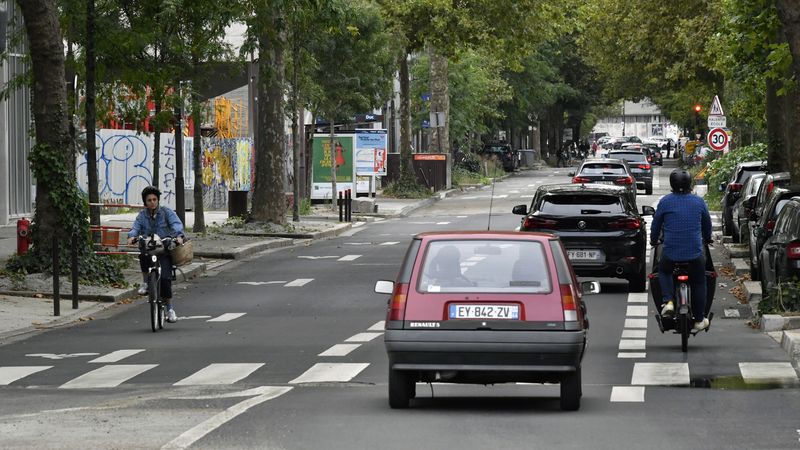 La circulation des véhicules et des cyclistes est rétablie ce vendredi 1er septembre et la ligne 5 de busway retrouvera son tracé habituel samedi 2 septembre. © Rodolphe Delaroque La circulation des véhicules et des cyclistes est rétablie ce vendredi 1er septembre et la ligne 5 de busway retrouvera son tracé habituel samedi 2 septembre. © Rodolphe Delaroque
