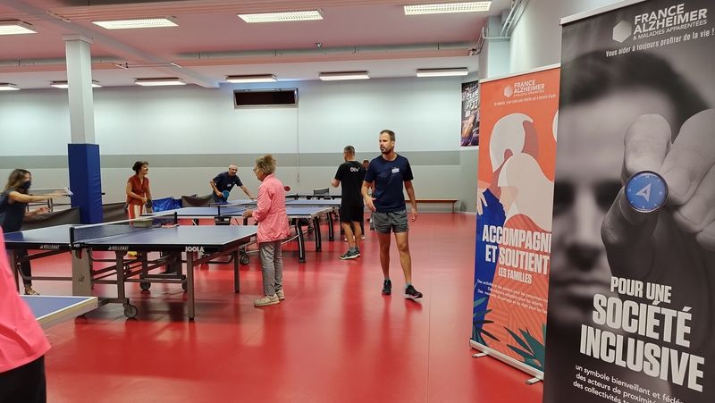 Des parties de ping-pong sont au programme. © France Alzheimer 44