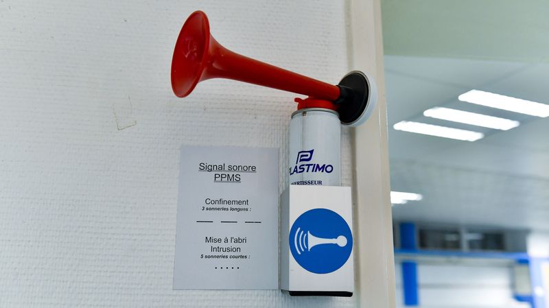 Une trompe d'alerte signal sonore confinement et intrusion à l'école Sully. © Stéphan Ménoret Une trompe d'alerte signal sonore confinement et intrusion à l'école Sully. © Stéphan Ménoret